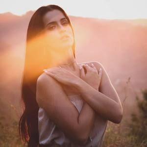 Meet your Posher, Caitlin